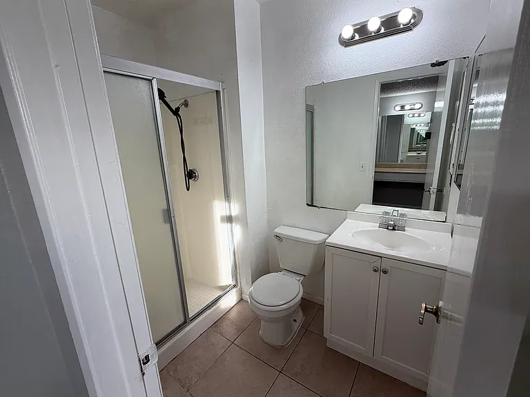 369 N Eucalyptus Ave #31 — Photo 15