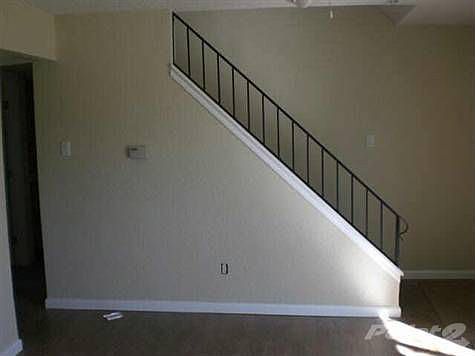 3rd image of 1503 Harvest Hill Ln