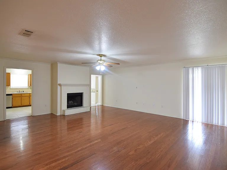 4505 Blueduck Dr — Photo 8