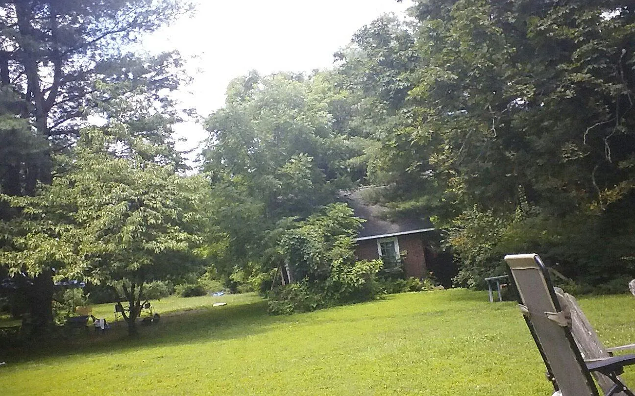 2 bed, 500 sqft, $1,600 — Photo 4