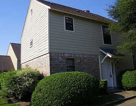 1st image of 1500 W Esplanade Ave APT 13A