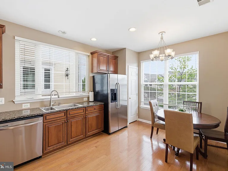 43905 Hickory Corner Ter #105 — Photo 6