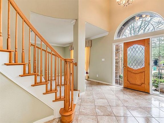 4th image of 10116 Planters Woods Dr