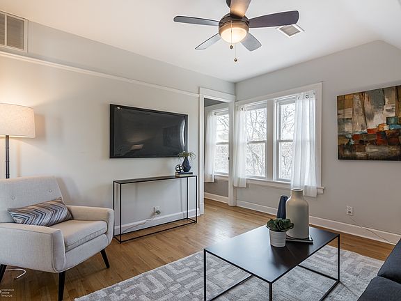 2nd image of 3343 N Bell Ave #3