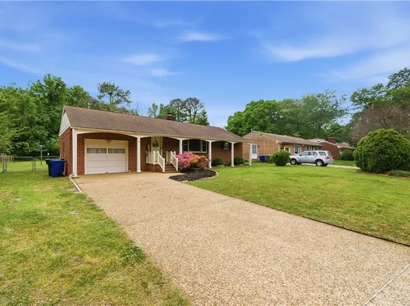 3 Patton Dr, Newport News, VA 23606