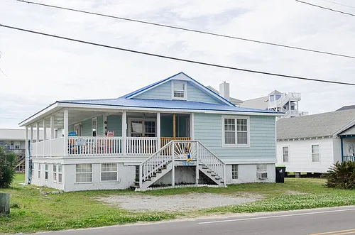 1201 Carolina Beach Ave N Photo 1 1201 Carolina Beach Ave N Photo 1