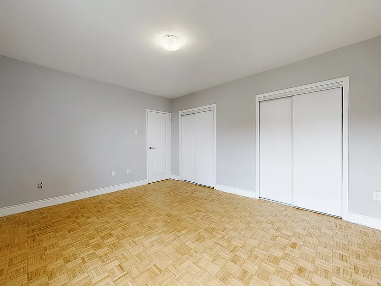 385 Gibb St — Photo 17