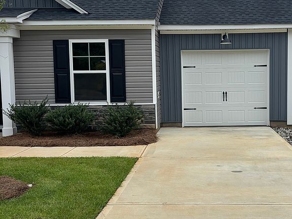2nd image of 318 Ryegrass Way