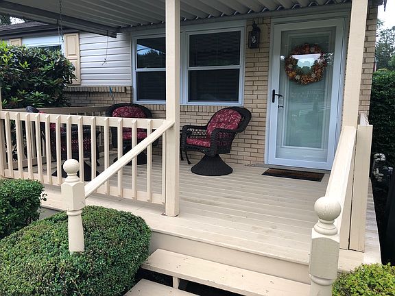4th image of 510 Newport Dr