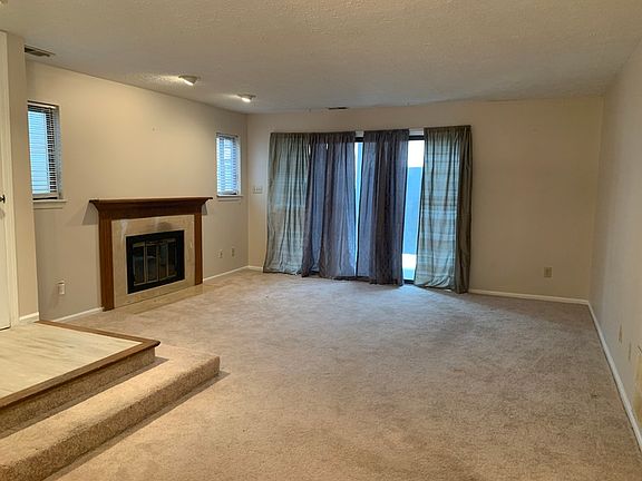 2nd image of 2912 Eagles Crest Cir