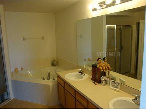 3rd image of 4617 Doral Park Ave