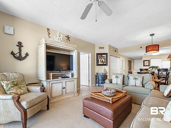 5th image of 527 Beach Club Trl APT D1105