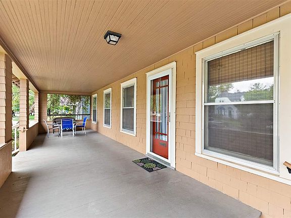 2nd image of 10 W 22nd Ave