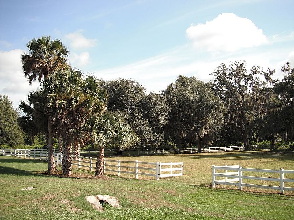 1st image of Silent Ridge Dr