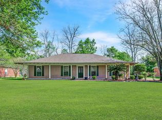 2338 Riverside Dr, Port Allen, LA 70767