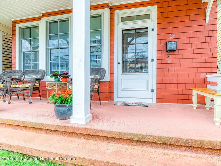 26 Atlantic Ave — Photo 3