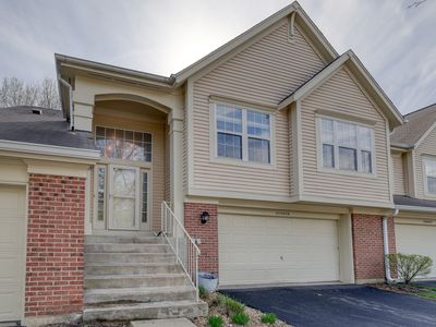 (Undisclosed Address), Warrenville, IL, 60555