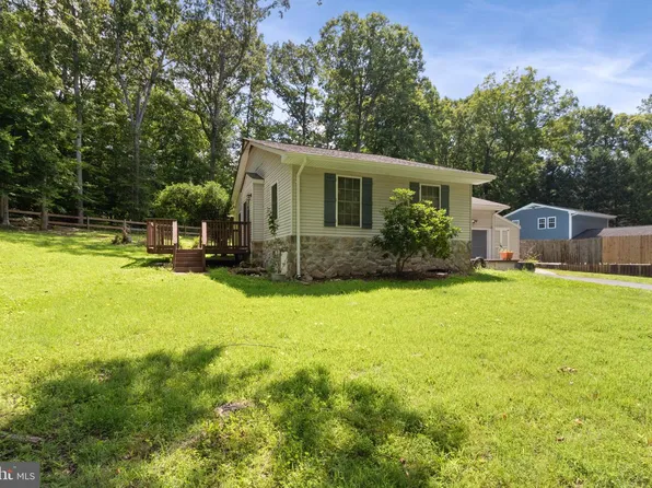 45 Greenridge Dr, Stafford, VA 22554