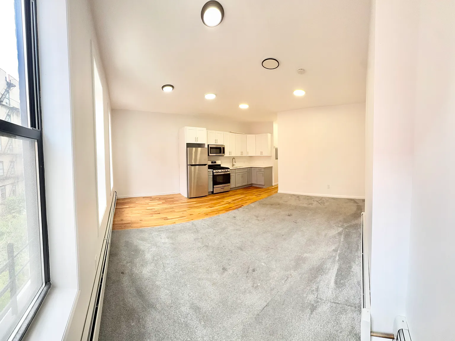 762 Beck Street — Photo 2