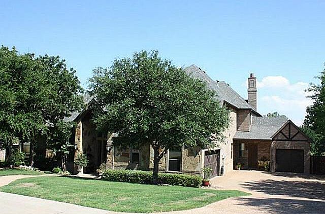 1st image of 3122 Vista Heights Ln