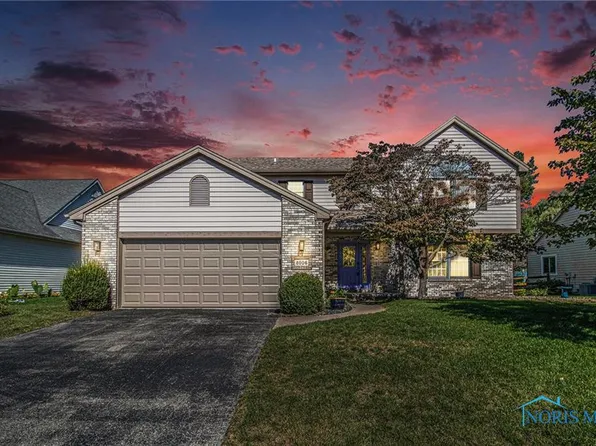 8006 Cove Harbour Dr N, Holland, OH 43528