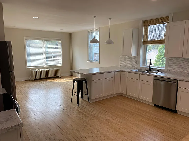 1301 W Quincy St #1 — Photo 5