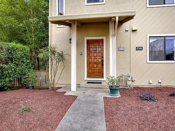 2nd image of 1748 Seascape Blvd