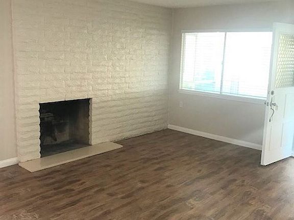 5th image of 16755 Meandro Ct