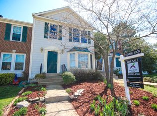 21146 Hedgerow Ter, Ashburn, VA 20147