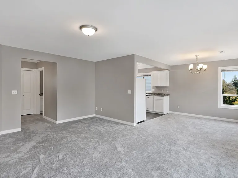 521 Main Pl — Photo 13