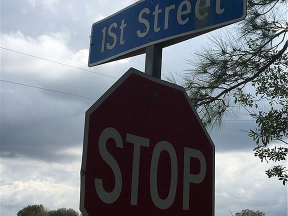5th image of 1st St