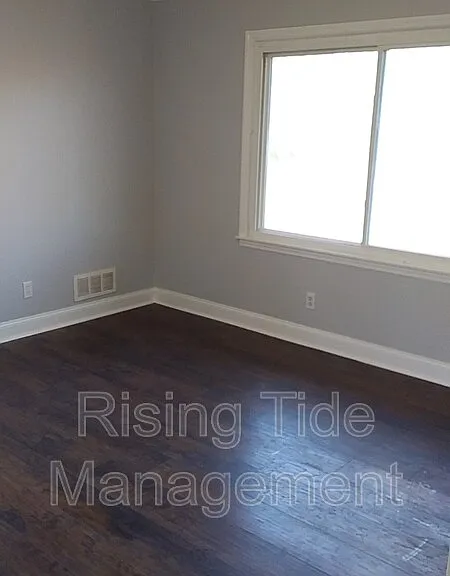 948 Hickory Dr — Photo 50
