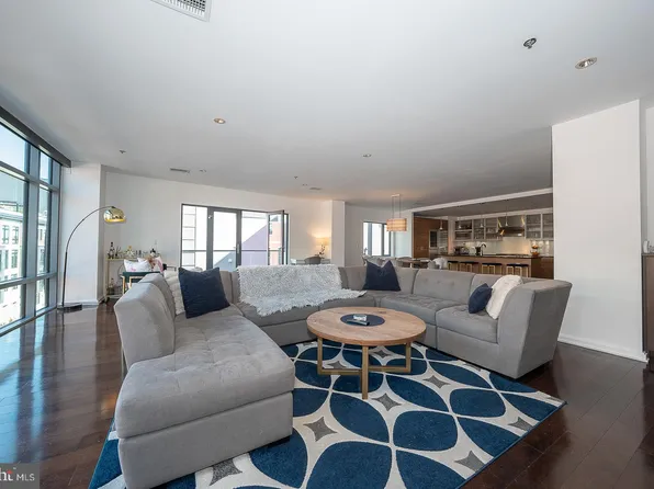 257 N 2nd St APT 401, Philadelphia, PA 19106