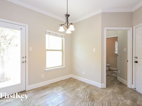 5th image of 6902 Alsbrook Dr