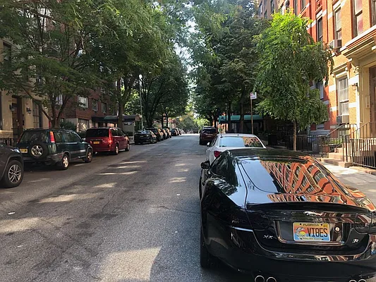 Rented by Urban Real Estate Inc | media 24