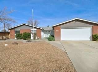 11605 Hughes Ave NE, Albuquerque, NM 87112