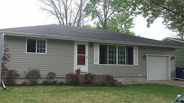1st image of 586 W Drummond Dr