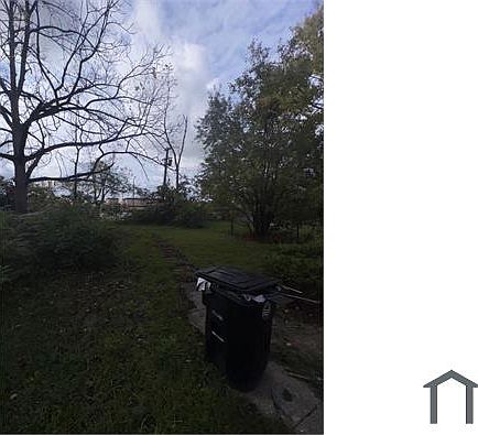 3rd image of 4136 E 135th St