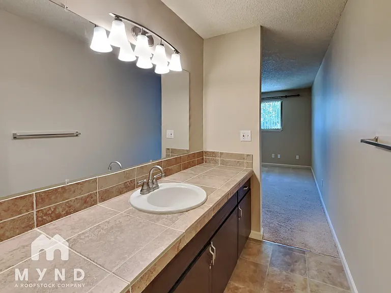 19225 SW Prospect Pl — Photo 20