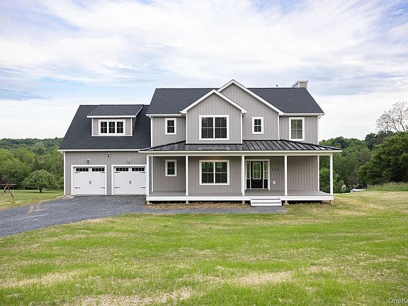 2nd image of 750 Ridgebury Road
