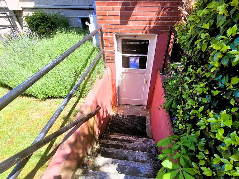 901 N Forest St #117 — Photo 31