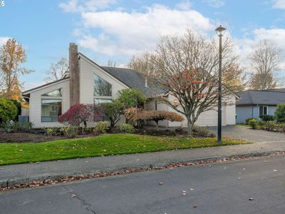 7104 SW Chapel Ln, Portland, OR, 97223