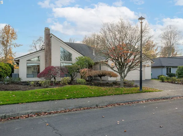 7104 SW Chapel Ln, Portland, OR 97223