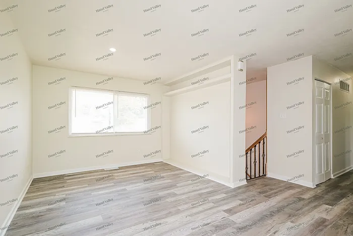 11939 Holly Brook Dr — Photo 4