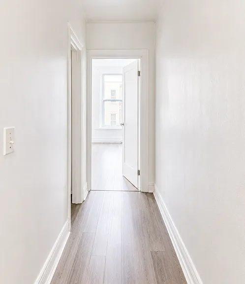 610 Warren St #5 — Photo 6
