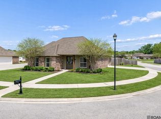 16995 Bentons Ferry Ave, Greenwell Springs, LA 70739