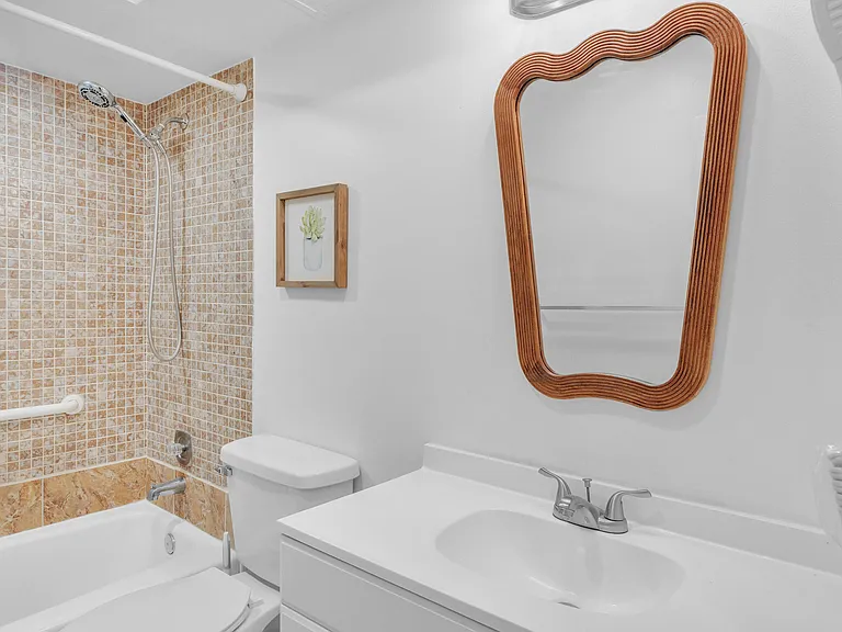 1350 Riverside Cir #2 — Photo 27