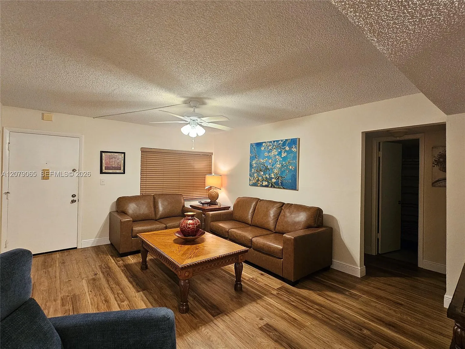 The Horizons Condo #5 — Photo 4