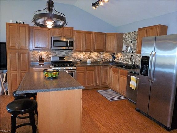 5th image of 3435 Hunter Dr