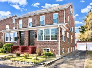 10123 75th Rd, Forest Hills, NY 11375